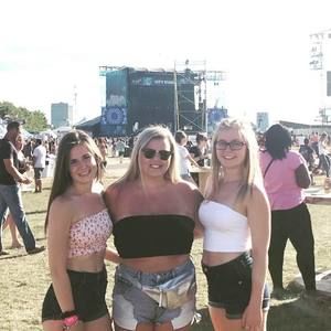 Meet your Posher, Sierra